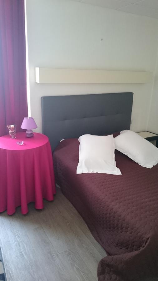 Au Georges VII Hotel Bayeux Luaran gambar